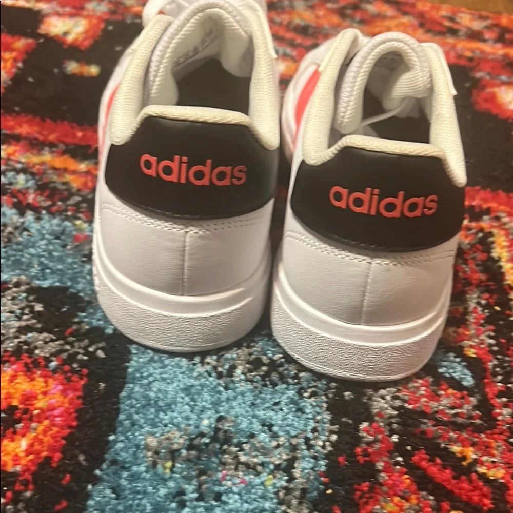 NWOT Grand Court Adidas Kids White and Orange Sneakers Size 6 - Picture 4 of 5
